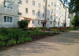 Продается 2-комнатная квартира, 52 м2, Курганская область, улица Королёва, 2