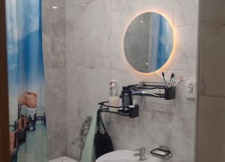 Сдается 2-ком. квартира, 44.5 м2, Киров, улица Карла Маркса, 165