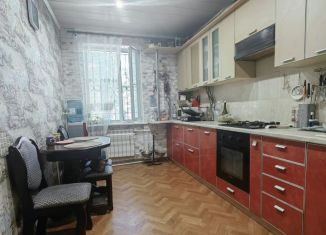 Продам 4-комнатную квартиру, 103.2 м2, Таганрог, Большая Бульварная улица, 3-1