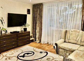 Продажа 4-комнатной квартиры, 90.4 м2, Дзержинск, улица Щорса, 19