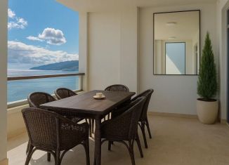 Продается 2-комнатная квартира, 80 м2, Ялта, улица Дражинского, 35Ц