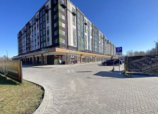 Продам 4-ком. квартиру, 106.9 м2, Калининград, Коммунистическая улица, 127к3