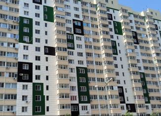 Сдача в аренду 1-ком. квартиры, 40 м2, Краснодар, улица имени Валерия Гассия, 17, микрорайон Почтовый