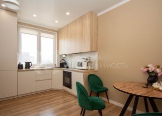 Продается двухкомнатная квартира, 58.2 м2, Тюмень, 2-я Луговая улица, 24к2, ЖК Салют