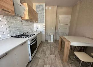 Продается 1-комнатная квартира, 36 м2, Геленджик, улица Маршала Жукова, 3к6