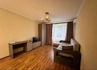 Сдача в аренду 1-ком. квартиры, 42 м2, Тула, улица Седова, 14А