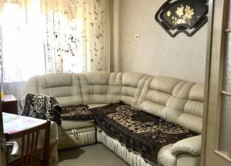 Продам 3-комнатную квартиру, 66 м2, Златоуст, улица имени В.В. Маяковского, 1