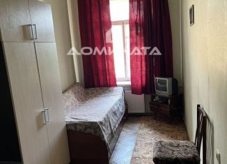 Сдается в аренду комната, 10.6 м2, Санкт-Петербург, 9-я линия Васильевского острова, 58, метро Горный институт