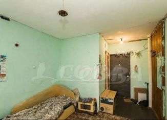 Продается однокомнатная квартира, 18 м2, Тюмень, улица Бабарынка, 20А, Калининский округ