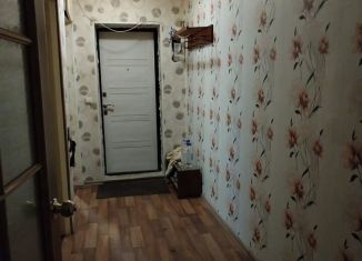 Продаю многокомнатную квартиру, 46.5 м2, Кингисепп, Крикковское шоссе, 3