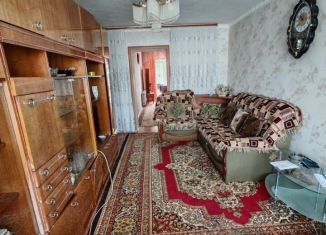Сдам в аренду 3-комнатную квартиру, 57.8 м2, Биробиджан, улица Карла Маркса, 20
