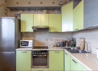 Сдам в аренду 2-комнатную квартиру, 62 м2, Санкт-Петербург, Софийская улица, 37к2, Фрунзенский район