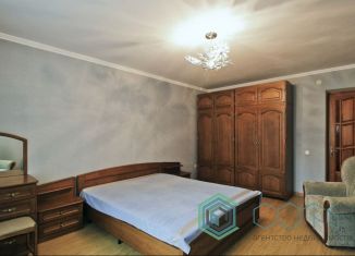 Продам 3-ком. квартиру, 96 м2, Калининград, Тихорецкая улица, 12