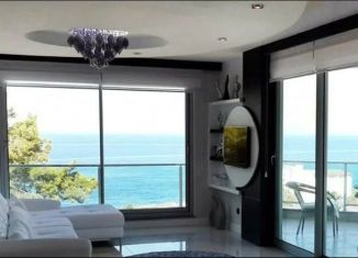 Продаю двухкомнатную квартиру, 60.7 м2, Сочи, микрорайон Курортный Городок