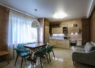 Продается двухкомнатная квартира, 72 м2, Нижний Новгород, метро Горьковская, улица Невзоровых, 87
