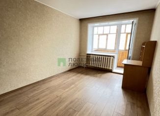 Продажа 2-ком. квартиры, 40 м2, Курган, улица Томина, 108