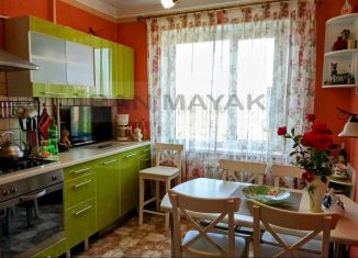 3-комнатная квартира на продажу, 62.8 м2, Майкоп, улица 12 Марта, 130/1