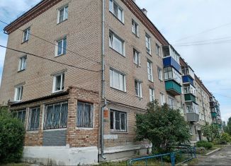 Продается 2-ком. квартира, 42.6 м2, Кыштым, улица Красной Звезды, 96