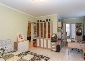 Продается однокомнатная квартира, 35 м2, Тобольск, 4-й микрорайон, 9Д