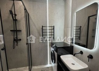 Однокомнатная квартира на продажу, 40 м2, Мурино, ЖК Графика, Екатерининская улица, 16/5