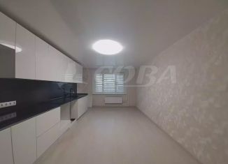 Продам 1-ком. квартиру, 43 м2, деревня Дударева, улица Созидателей, 10, ЖК Комарово