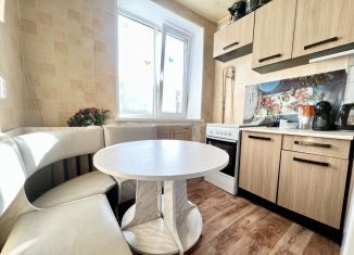 Продам однокомнатную квартиру, 31 м2, Мурманск, улица Академика Книповича, 45