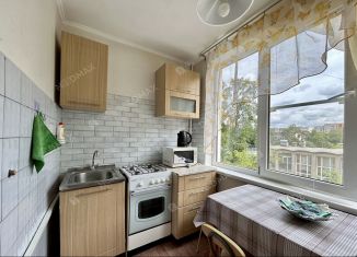 Сдается двухкомнатная квартира, 45 м2, Санкт-Петербург, проспект Славы, 35к1, Фрунзенский район