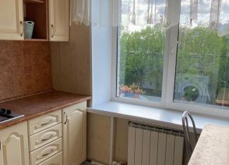 Трехкомнатная квартира на продажу, 57.1 м2, Санкт-Петербург, проспект Ленина, 75