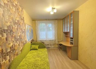 Продажа 2-комнатной квартиры, 43.7 м2, Гатчина, Рощинская улица, 30