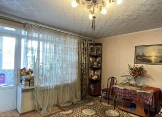 Продам 2-ком. квартиру, 65 м2, Лиски, улица Свердлова, 78