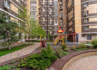 Продам 3-ком. квартиру, 70 м2, Ростов-на-Дону, 20-я улица, 43, ЖК Славянский Квартал