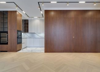 Продам четырехкомнатную квартиру, 115 м2, Москва, Нежинская улица, 3А