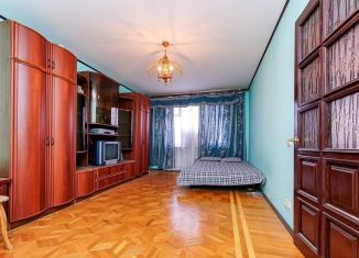 Продам 1-ком. квартиру, 41 м2, Краснодар, улица Думенко, 10, микрорайон Юбилейный