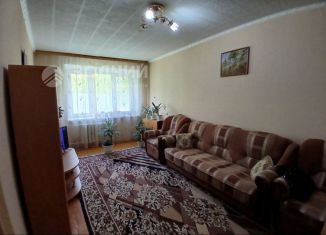 Продажа 3-ком. квартиры, 60 м2, Чувашия, улица Энтузиастов, 9