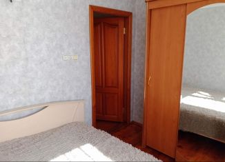 Сдам в аренду 2-комнатную квартиру, 42 м2, Тюмень, улица Республики, 172
