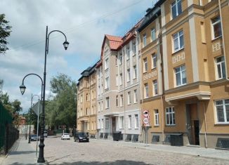 Продается 3-комнатная квартира, 67.2 м2, Калининградская область, Комсомольская улица, 5