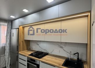 Продается 4-ком. квартира, 58.8 м2, Свердловская область, Комсомольский бульвар, 59