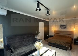 Продажа 1-ком. квартиры, 37.9 м2, Майкоп, улица Н.И. Остапенко, 35