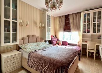 Продаю 5-комнатную квартиру, 130 м2, Москва, Лазоревый проезд, 1Ак3