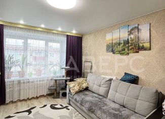 Продается 2-ком. квартира, 48.8 м2, Навашино, улица Калинина, 25