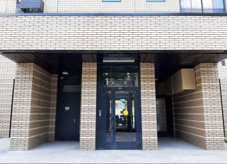 Продаю 2-ком. квартиру, 57.2 м2, Москва, Харьковский проезд, 1/1к2