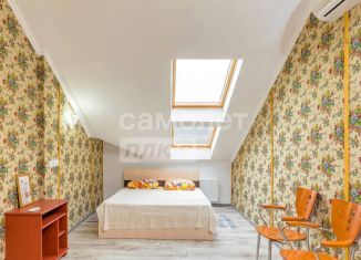 Продажа 3-ком. квартиры, 120 м2, Геленджик, Верхняя улица, 4к7
