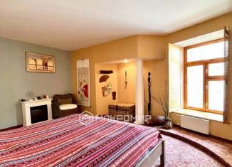 Продается 5-комнатная квартира, 121.8 м2, Санкт-Петербург, Фурштатская улица, 12, метро Чернышевская