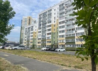 Продается 2-комнатная квартира, 53.3 м2, Челябинск, Центральный район, улица Петра Столыпина, 21