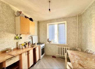 Продажа 2-ком. квартиры, 52 м2, Аксай, Садовая улица, 22к2