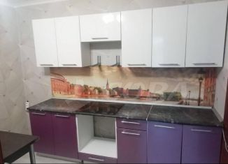 Продам 2-ком. квартиру, 42 м2, Тюмень, Олимпийская улица, 23, Восточный округ