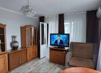 Сдается 1-ком. квартира, 50 м2, Сочи, улица Голубые Дали, 20/2