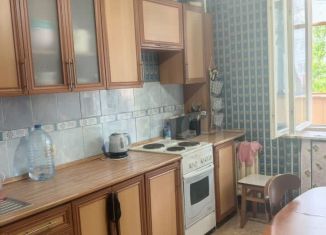 Продам двухкомнатную квартиру, 48 м2, Тюмень, улица Щербакова, 142к3, Центральный округ