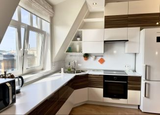 Продаю 2-ком. квартиру, 42.6 м2, Архангельск, улица Карла Маркса, 37