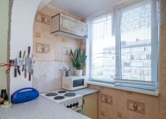 Продается 2-комнатная квартира, 42.9 м2, Тюмень, улица Республики, 239